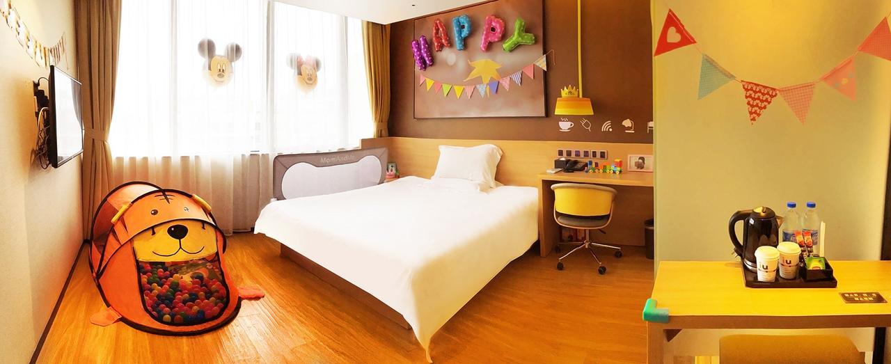 Iu Hotel Shangrila Bus Station Songzanlin Temple מראה חיצוני תמונה
